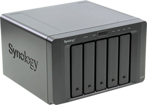 Synology DS1515 Disk Station (5x3.5"/2.5" HDD SATA, RAID 0/1/5/5+/6/6+/10, 4xGbLAN, 2xUSB3.0, 2x eSATA)