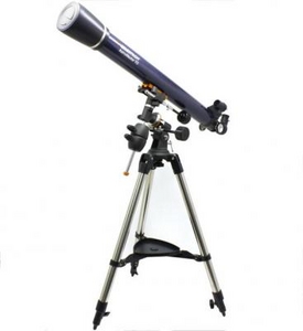 Телескоп Celestron AstroMaster 70EQ 21062 (70мм рефрактор-ахромат, 900 мм, 1:12.9, 2 окуляра, StarPointer, ПО)